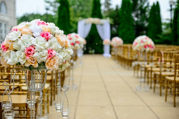 Tips for Choosing the Perfect Wedding Guest Dress 17 img