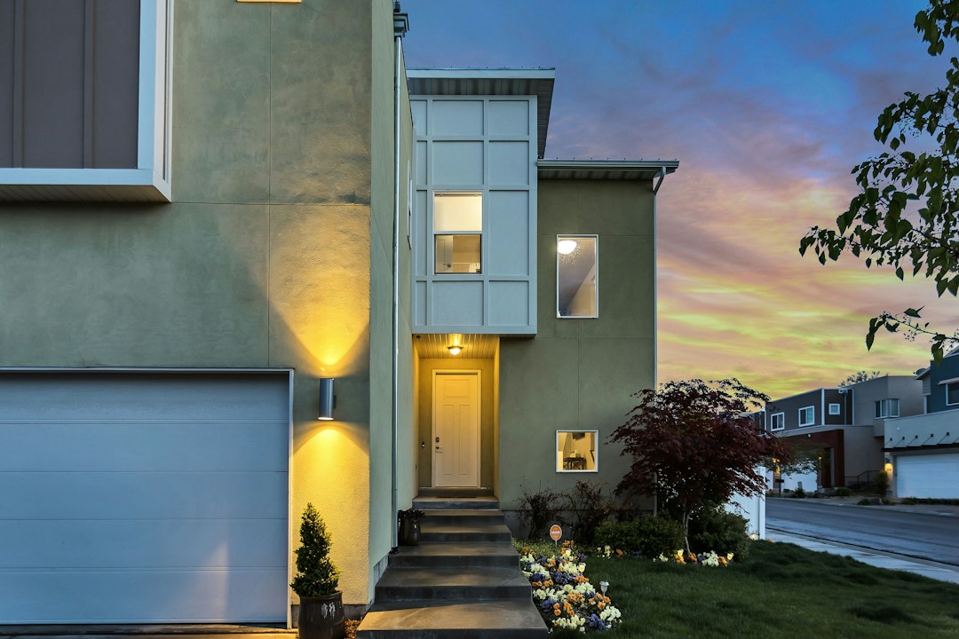 Why Energy-Efficient Lights Are a Must for Lowering Bills 18 img
